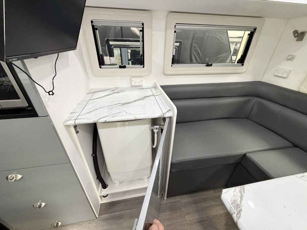 2024 Urban Tungsten Tourer 22.6ft Rear Club Lounge – image 5 of 15