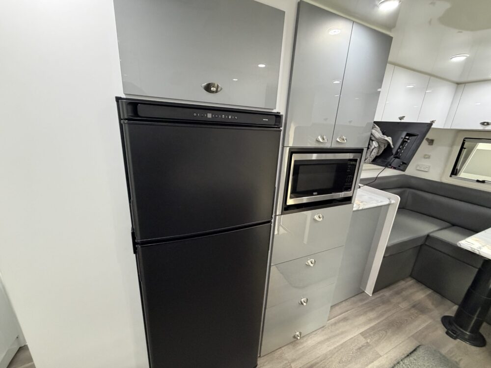 2024 Urban Tungsten Tourer 22.6ft Rear Club Lounge – image 7 of 15