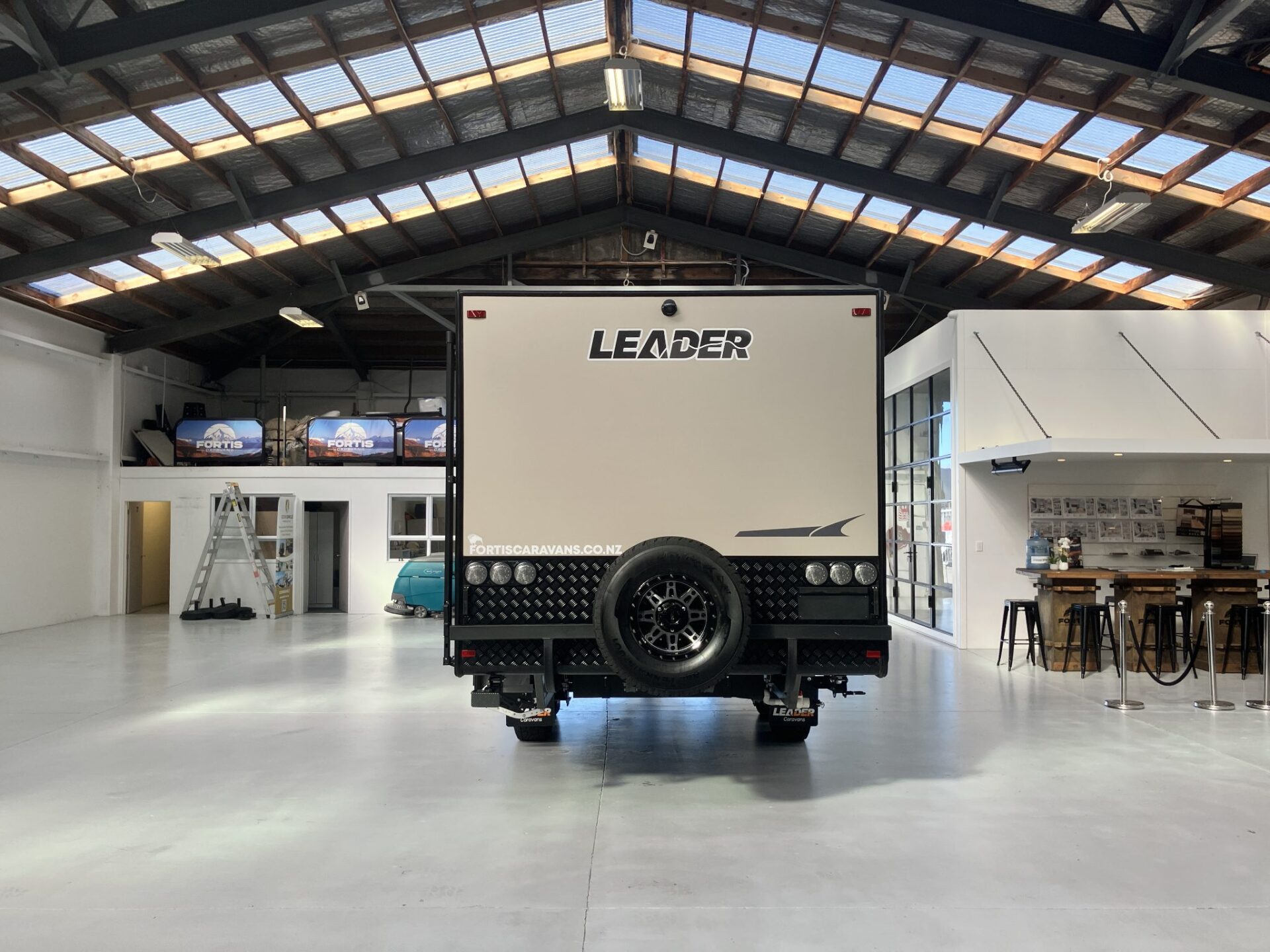 2026 Leader Gold LE 22.6ft Double Bunk Double Door - image 6 of 20