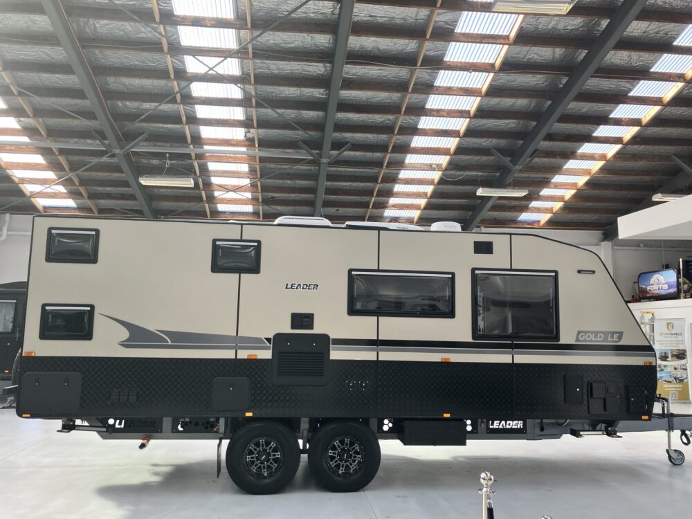 2026 Leader Gold LE 22.6ft Double Bunk Double Door - image 8 of 20