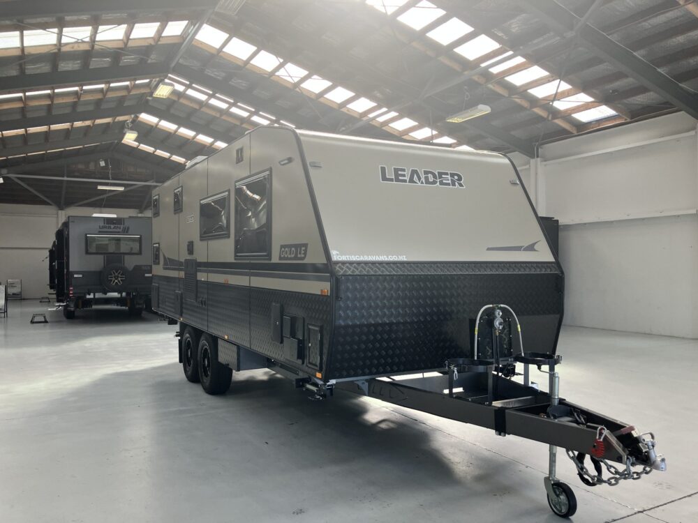 2026 Leader Gold LE 22.6ft Double Bunk Double Door - image 11 of 20