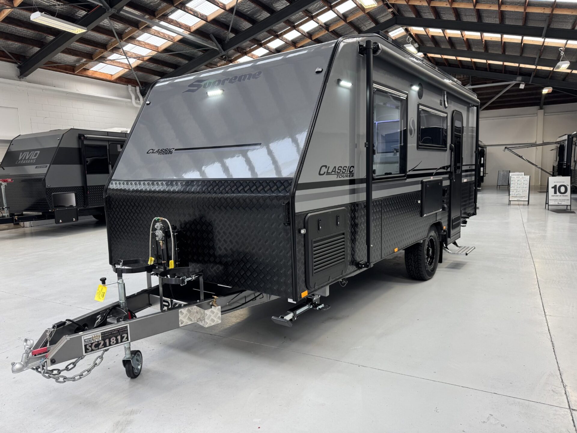 2026 Supreme Classic Tourer 18ft Single Axle - image 1 of 18