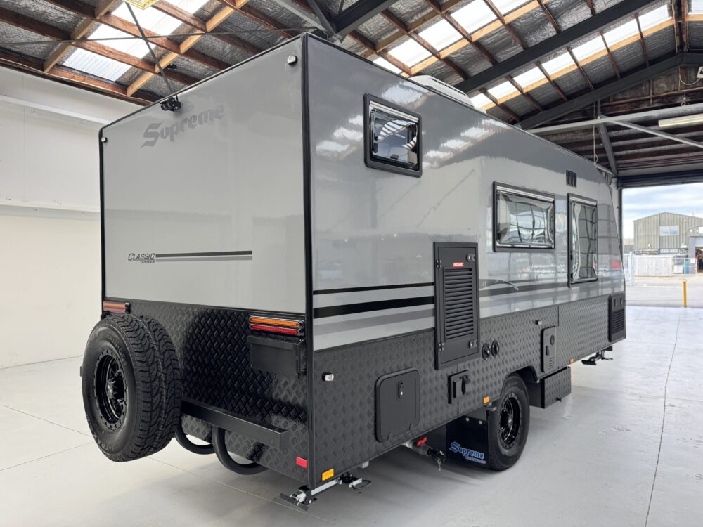 2026 Supreme Classic Tourer 18ft Single Axle - image 6 of 18