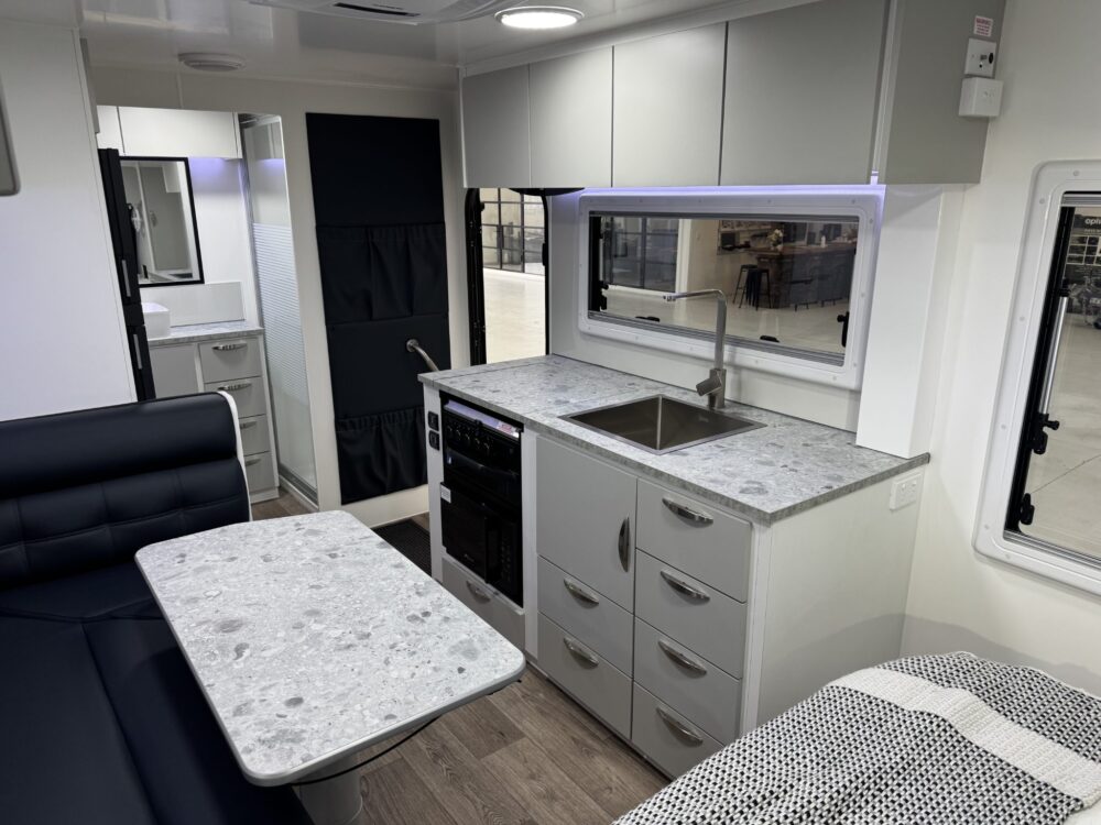 2026 Supreme Classic Tourer 18ft Single Axle - image 15 of 18