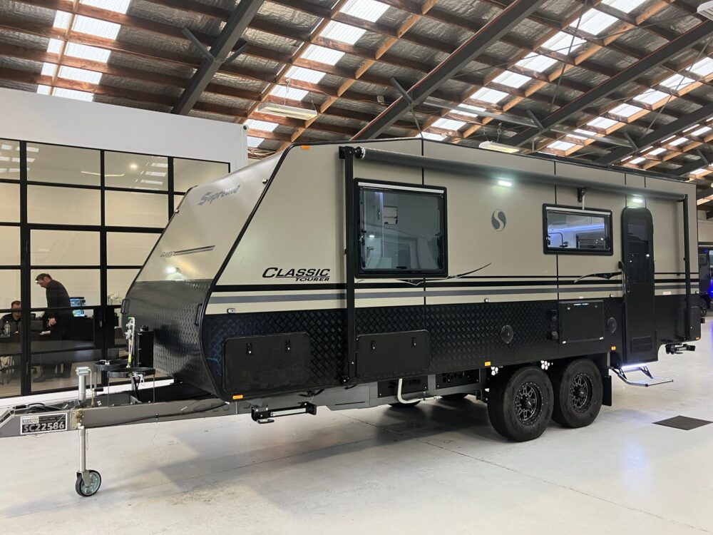 2026 Supreme Classic Tourer 22ft Centre Bathroom Single Beds - image 1 of 14