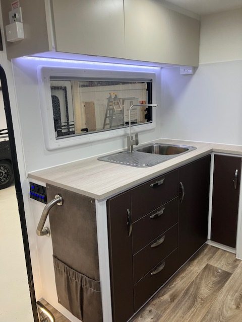 2026 Supreme Classic Tourer 22ft Centre Bathroom Single Beds - image 9 of 14