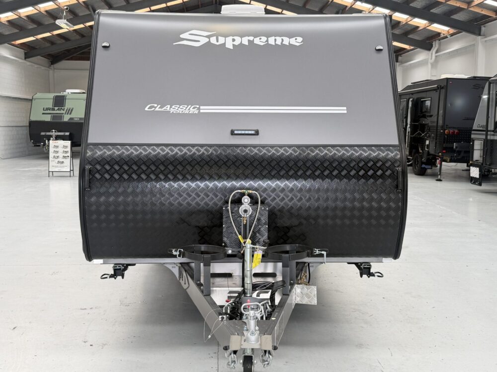 2026 Supreme Classic Tourer 24.6ft Club Seating - image 9 of 14