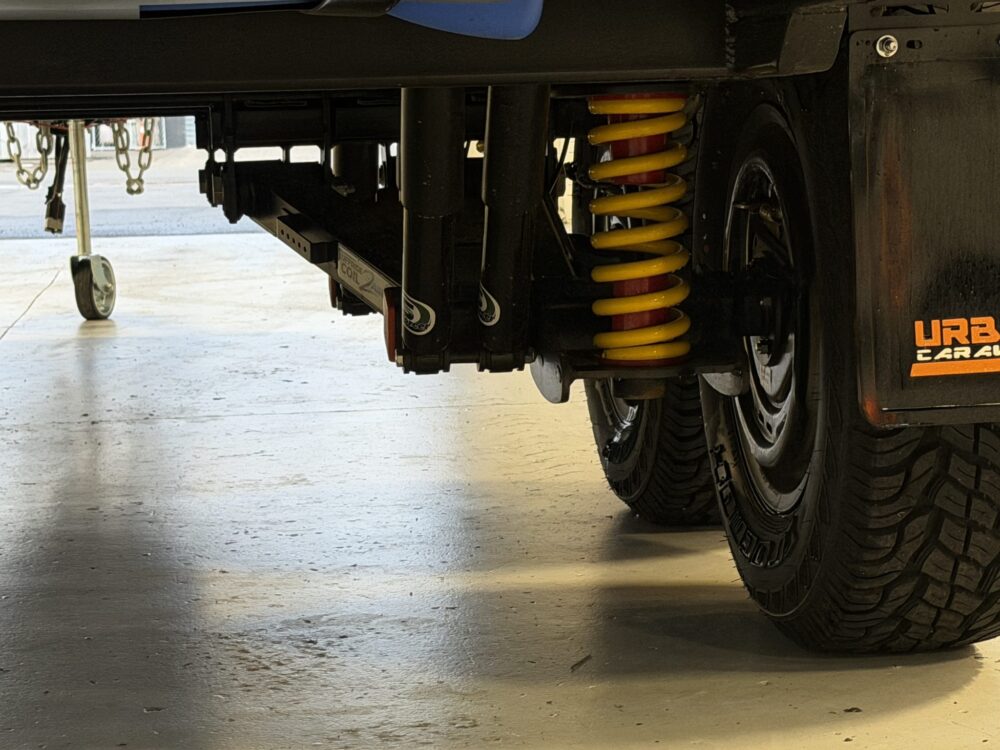 2026 Urban Tungsten Track 22.6ft Centre Bathroom Rear Club - image 5 of 17