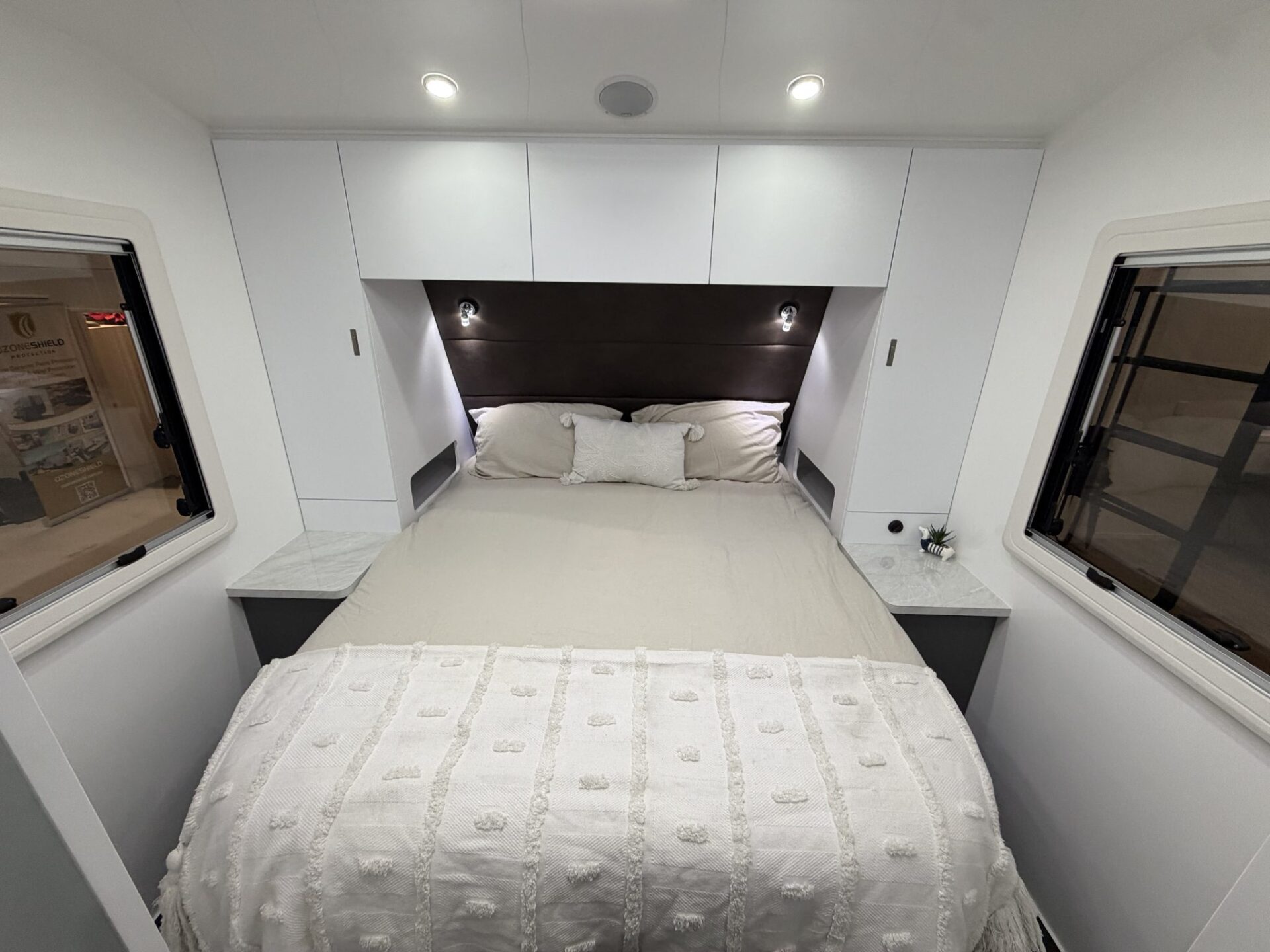 2026 Urban Tungsten Track 22.6ft Centre Bathroom Rear Club - image 9 of 17