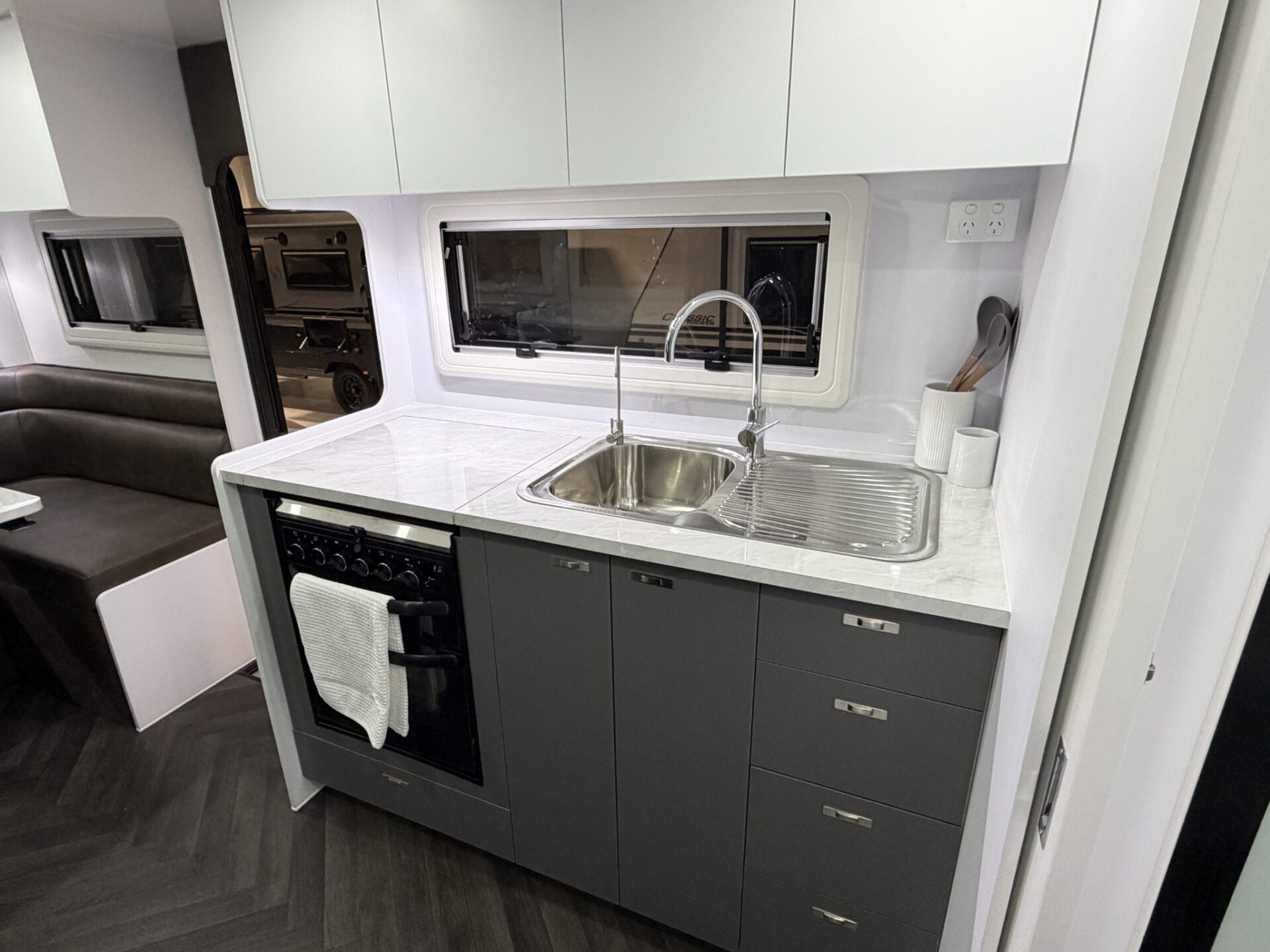 2026 Urban Tungsten Track 22.6ft Centre Bathroom Rear Club - image 14 of 17