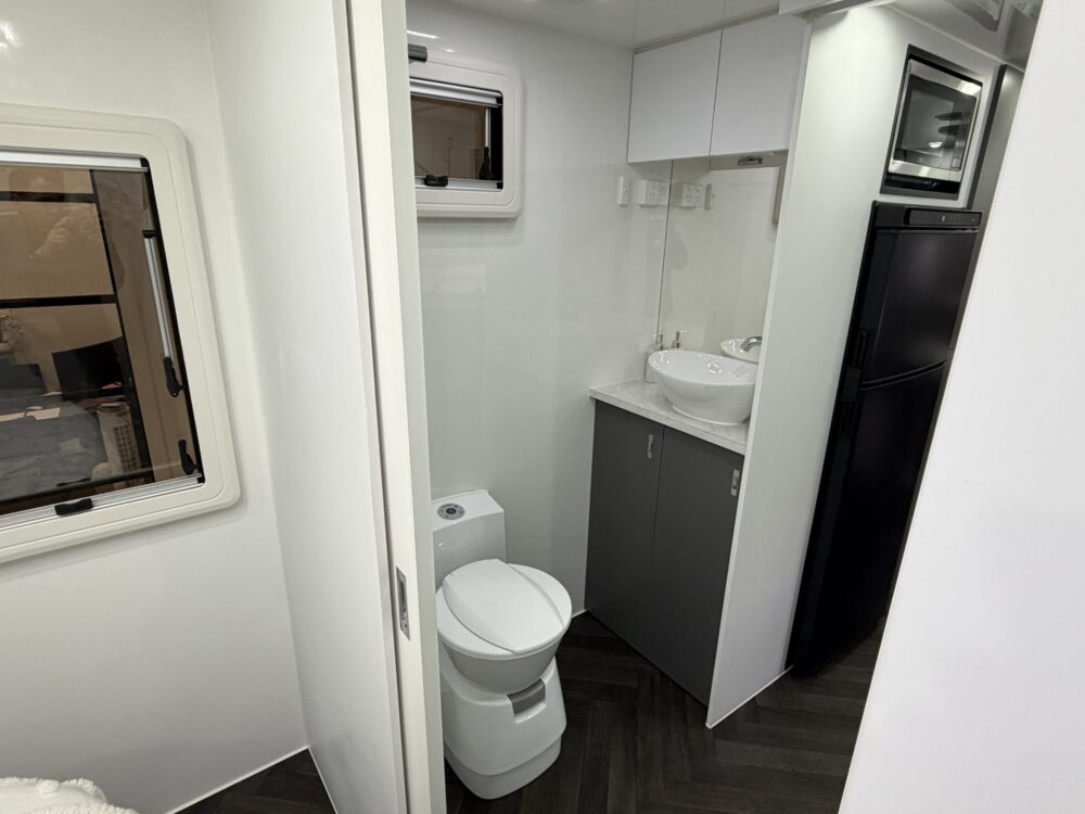 2026 Urban Tungsten Track 22.6ft Centre Bathroom Rear Club - image 16 of 17